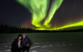 tours canada northern lights